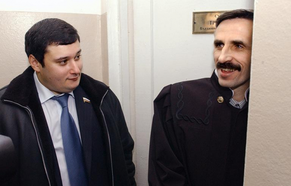 Александр Хинштейн