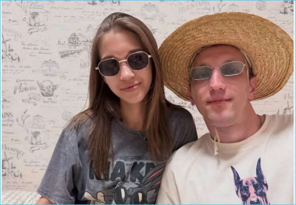 Алексей Ванин радуется, что увез Настю Ситникову с проекта Дом 2 Алексей Ванин радуется, что увез Настю Ситникову с проекта Дом 2