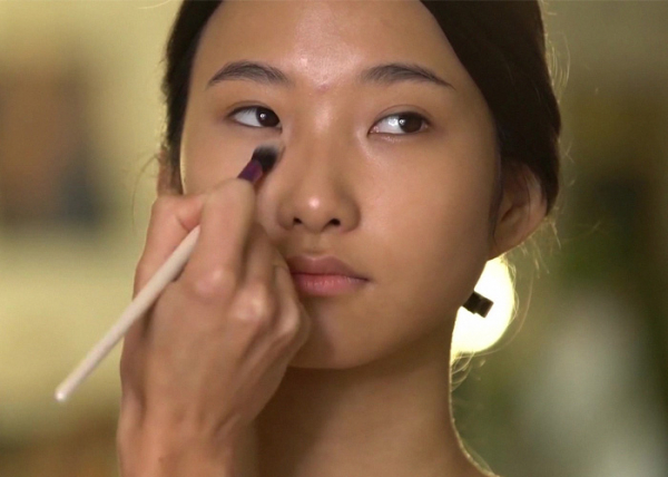 Коричневый Smoky Eyes
Коричневый Smoky Eyes