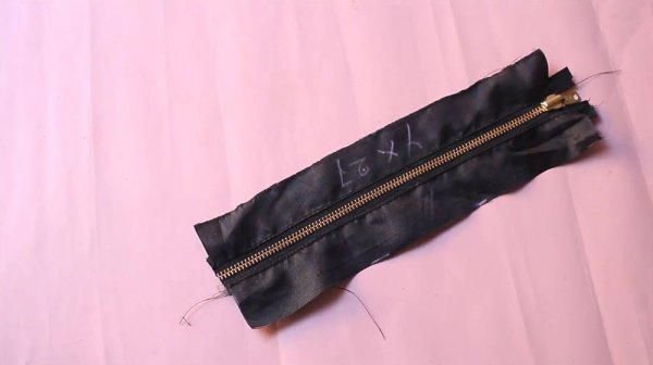 Круглая сумка крючком из трикотажной пряжи
Круглая сумка крючком из трикотажной пряжи
