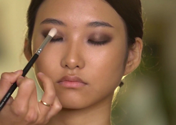 Коричневый Smoky Eyes
Коричневый Smoky Eyes