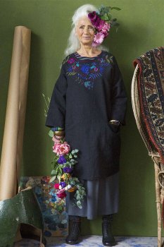 Как одеваться женщине после 70 лет
Как одеваться женщине после 70 лет